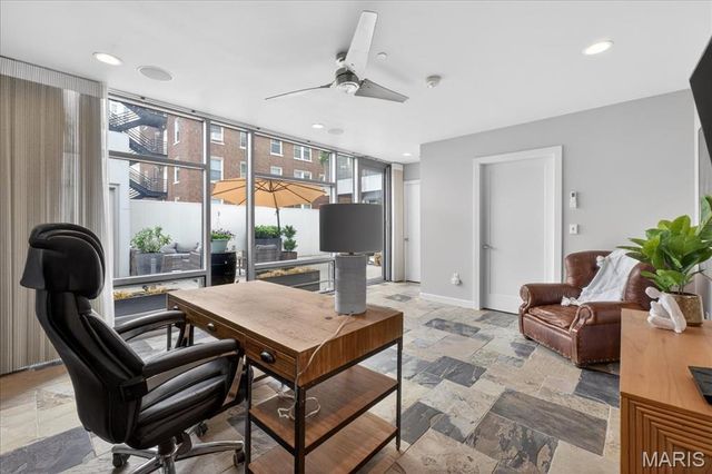 4545 Lindell Boulevard 3, St Louis, MO 63108