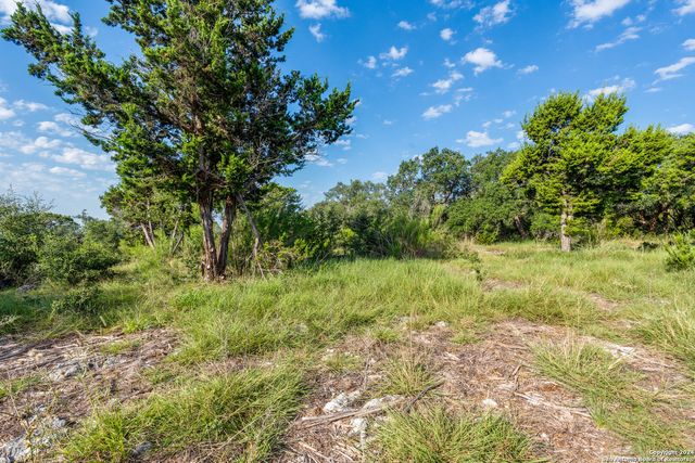 5889 VERDEN RDG, New Braunfels, TX 78132