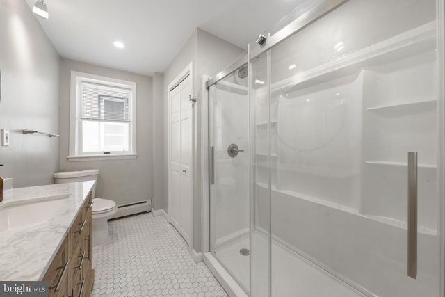 4410 MANAYUNK AVE, Philadelphia, PA 19128
