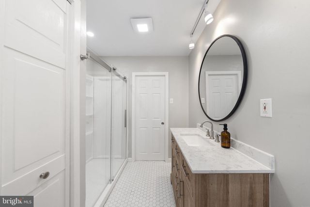 4410 MANAYUNK AVE, Philadelphia, PA 19128