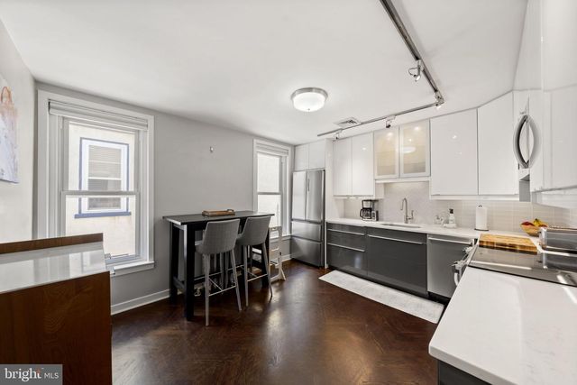 4410 MANAYUNK AVE, Philadelphia, PA 19128