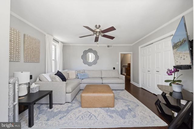 4410 MANAYUNK AVE, Philadelphia, PA 19128