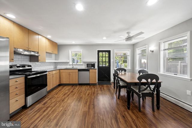 4410 MANAYUNK AVE, Philadelphia, PA 19128