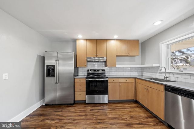 4410 MANAYUNK AVE, Philadelphia, PA 19128