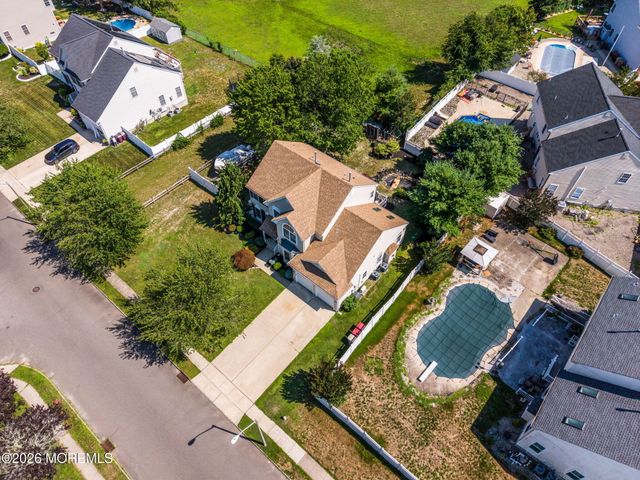 59 Brittany Drive, Bayville, NJ 08721