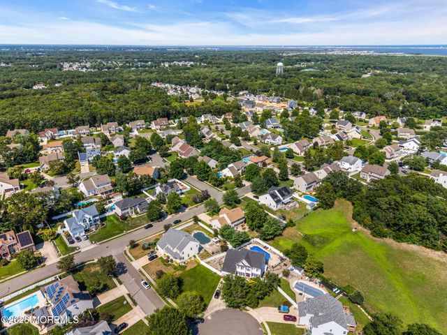 59 Brittany Drive, Bayville, NJ 08721