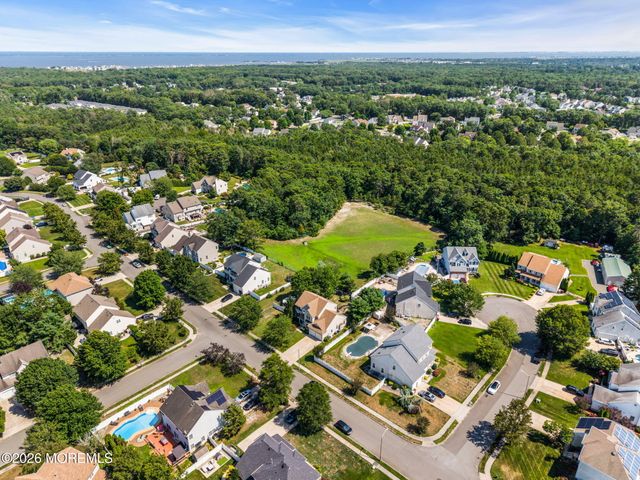 59 Brittany Drive, Bayville, NJ 08721