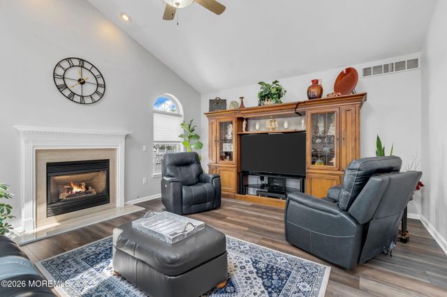 59 Brittany Drive, Bayville, NJ 08721
