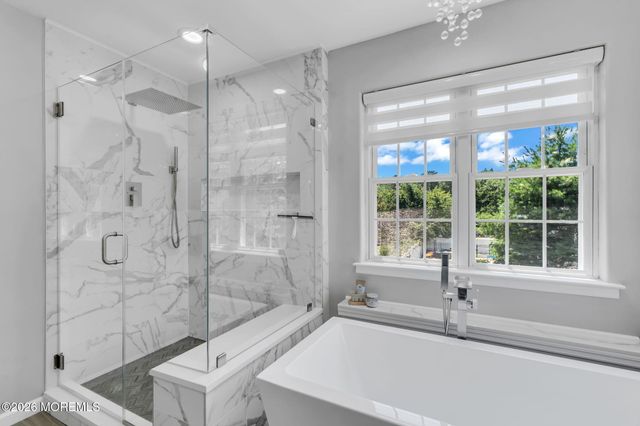 59 Brittany Drive, Bayville, NJ 08721