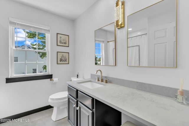 59 Brittany Drive, Bayville, NJ 08721