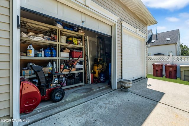59 Brittany Drive, Bayville, NJ 08721