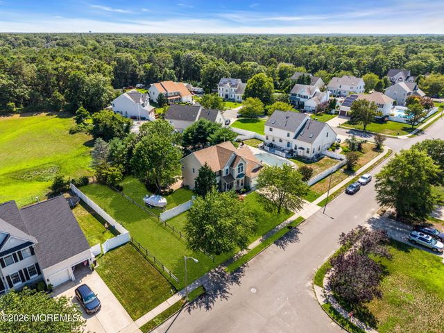 59 Brittany Drive, Bayville, NJ 08721