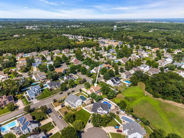 59 Brittany Drive, Bayville, NJ 08721