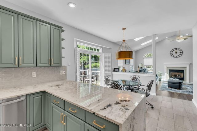 59 Brittany Drive, Bayville, NJ 08721