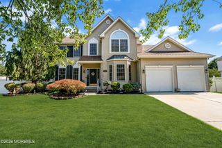 59 Brittany Drive, Bayville, NJ 08721