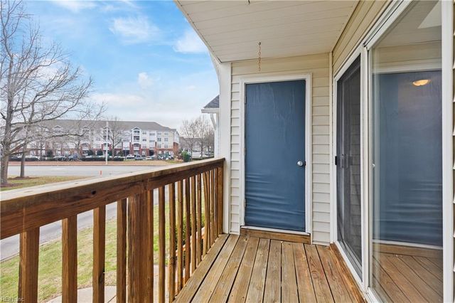 2200 Rock Cliff Reach Apt D, Chesapeake, VA 23320