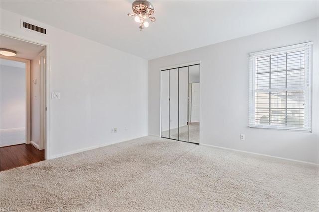 2200 Rock Cliff Reach Apt D, Chesapeake, VA 23320