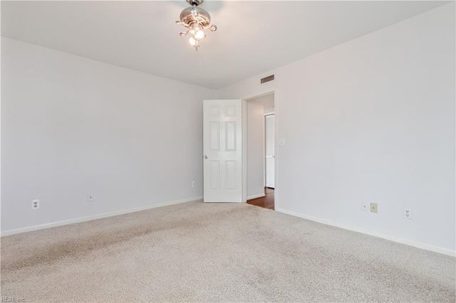 2200 Rock Cliff Reach Apt D, Chesapeake, VA 23320