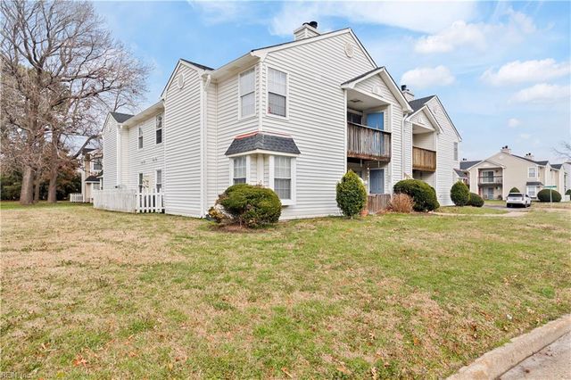 2200 Rock Cliff Reach Apt D, Chesapeake, VA 23320