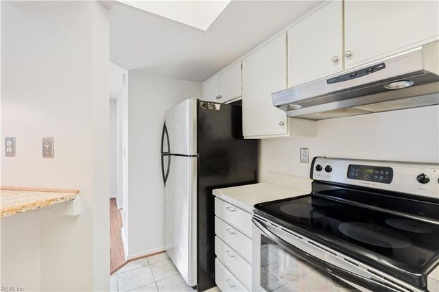 2200 Rock Cliff Reach Apt D, Chesapeake, VA 23320