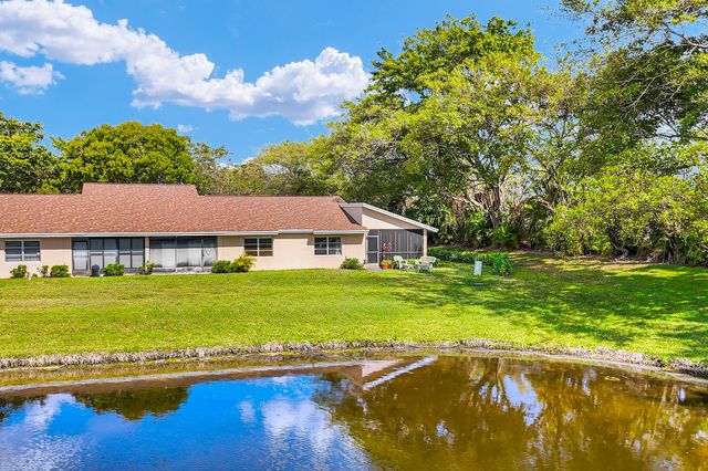 8018 Springside Court A, Boca Raton, FL 33496