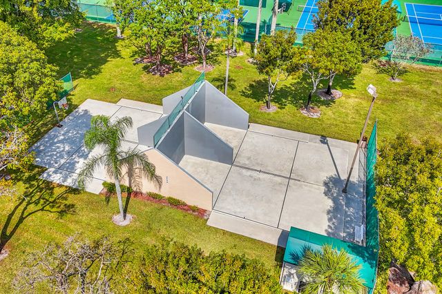 8018 Springside Court A, Boca Raton, FL 33496