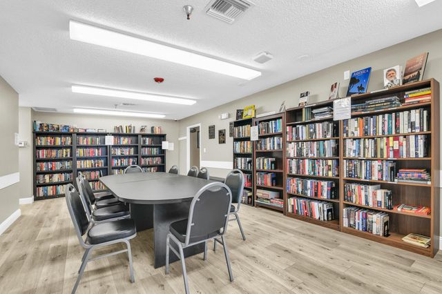 8018 Springside Court A, Boca Raton, FL 33496