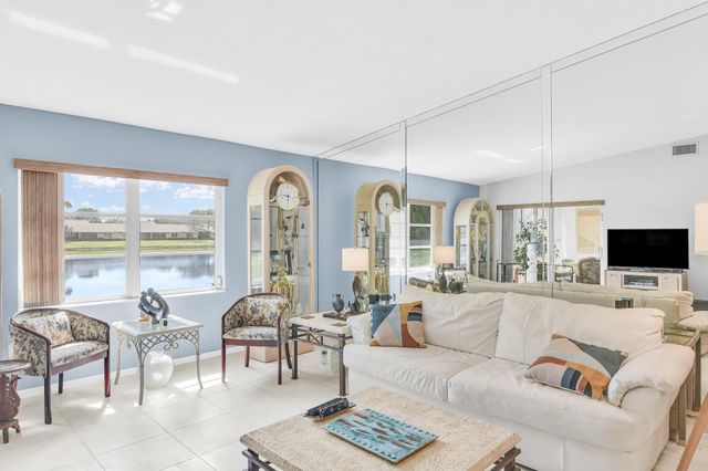 8018 Springside Court A, Boca Raton, FL 33496