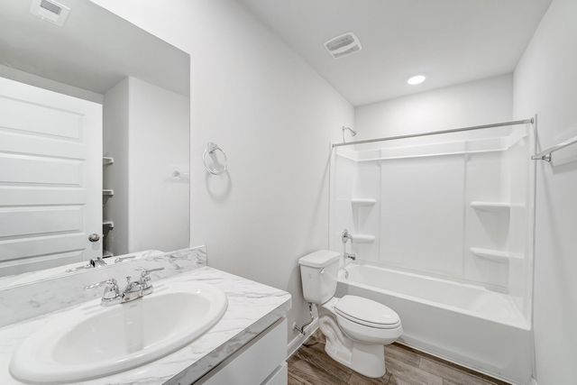 128 Road 5714, Cleveland, TX 77327