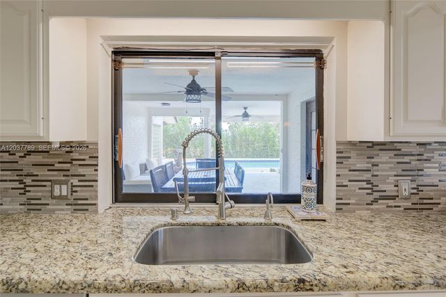 1300 NW 122 Ave, Plantation, FL 33323