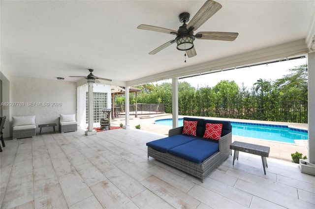 1300 NW 122 Ave, Plantation, FL 33323