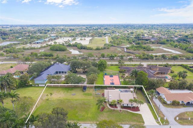 1300 NW 122 Ave, Plantation, FL 33323
