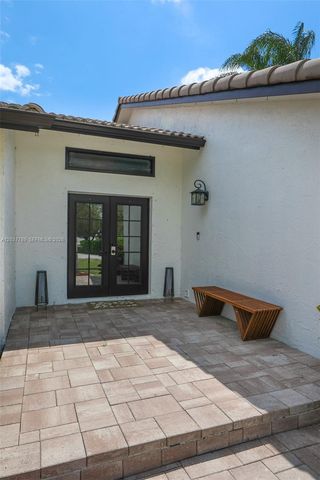 1300 NW 122 Ave, Plantation, FL 33323