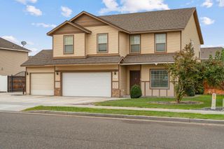 4517 NW Commons Dr, Pasco, WA 99301