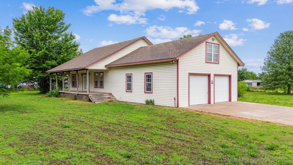 768 E Main Street, Adair, OK 74330