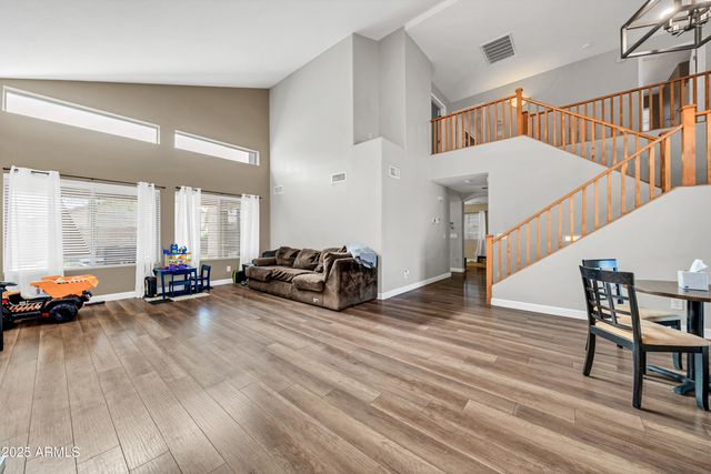 15385 W Cottonwood Circle, Surprise, AZ 85374