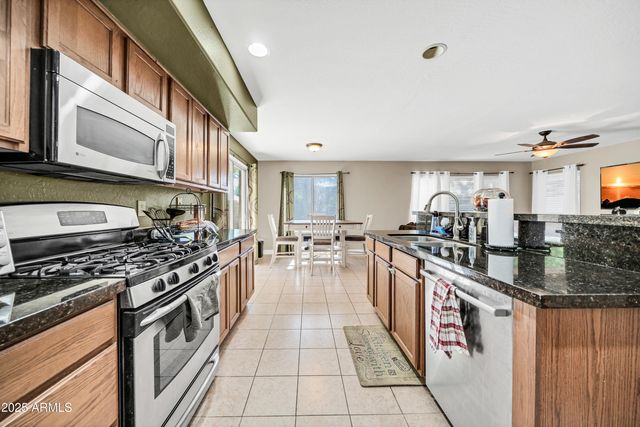 15385 W Cottonwood Circle, Surprise, AZ 85374