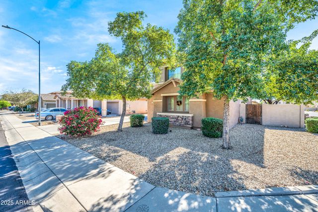15385 W Cottonwood Circle, Surprise, AZ 85374