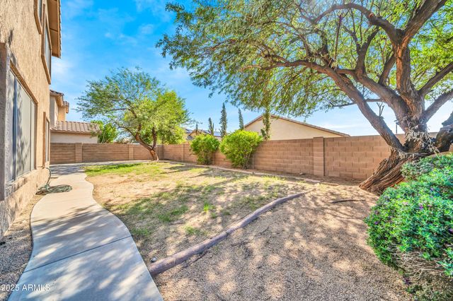 15385 W Cottonwood Circle, Surprise, AZ 85374