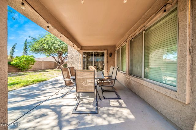 15385 W Cottonwood Circle, Surprise, AZ 85374