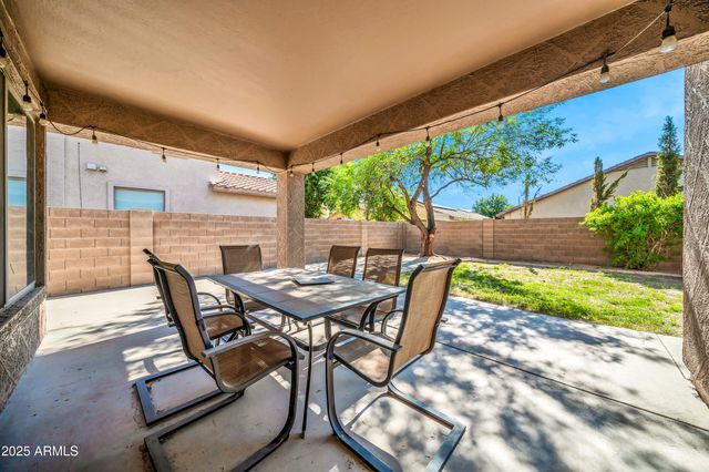 15385 W Cottonwood Circle, Surprise, AZ 85374