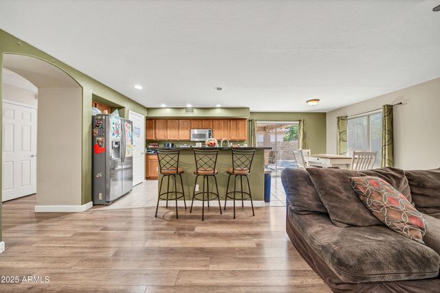 15385 W Cottonwood Circle, Surprise, AZ 85374