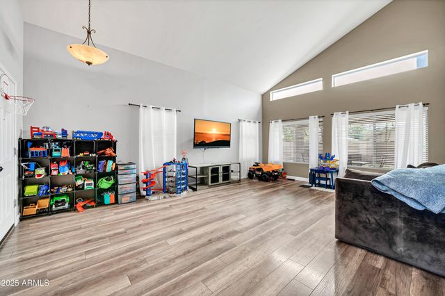 15385 W Cottonwood Circle, Surprise, AZ 85374