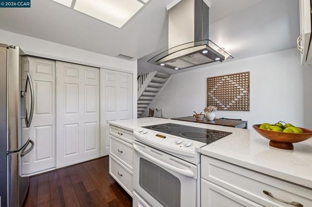 1885 Olmo Way, Walnut Creek, CA 94598