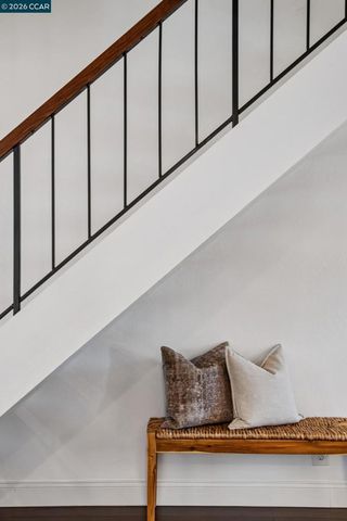 1885 Olmo Way, Walnut Creek, CA 94598