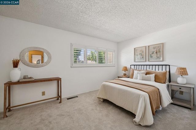 1885 Olmo Way, Walnut Creek, CA 94598
