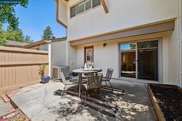 1885 Olmo Way, Walnut Creek, CA 94598