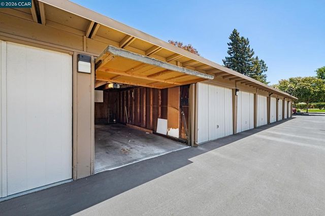 1885 Olmo Way, Walnut Creek, CA 94598