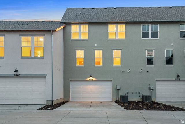 6612 W GOSLING DR, South Jordan, UT 84009