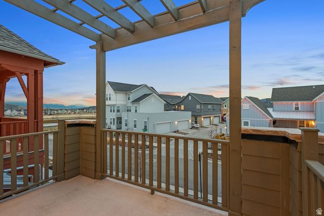 6612 W GOSLING DR, South Jordan, UT 84009